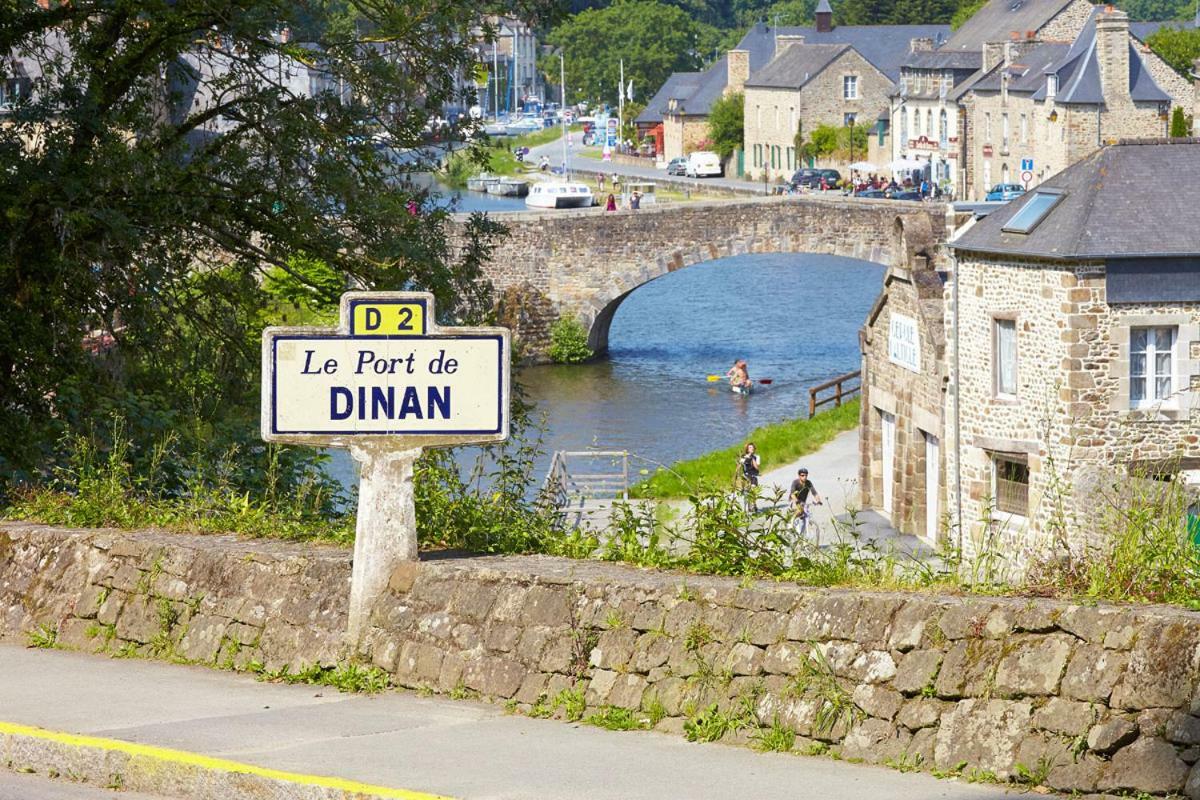 La Vallee Du Launay Taden Bagian luar foto